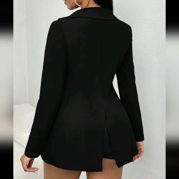 Solid Button Front Lapel Neck Blazer - Picture 2 of 4